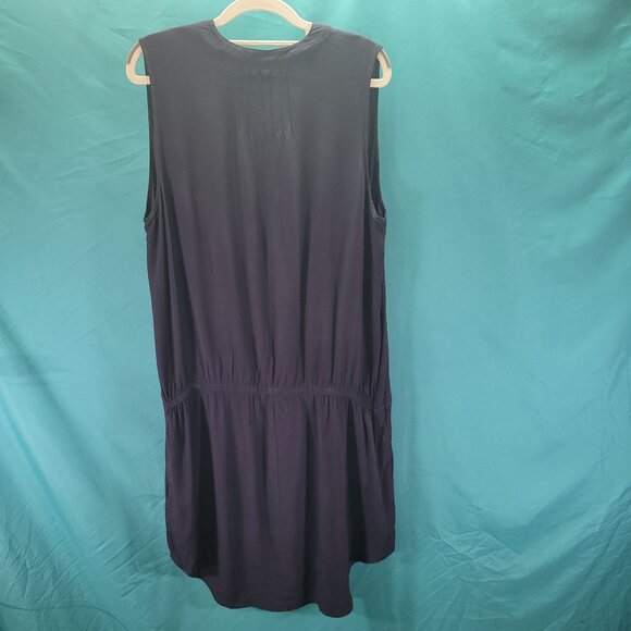 Olive & Oak Navy Sleeveless V-Neck Dress With Tassel Detail - Picture 6 of 8
